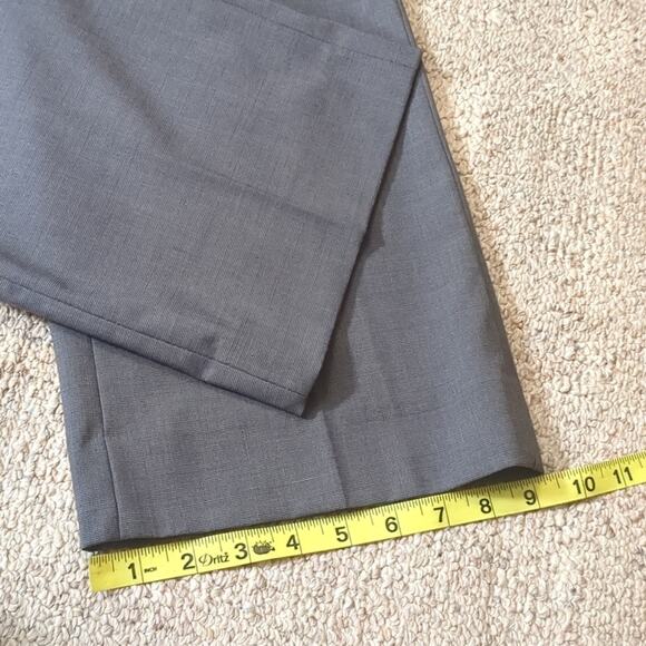 Banana Republic Women's Logan Fit Gray Dress Pants size 10 short - Picture 4 of 8